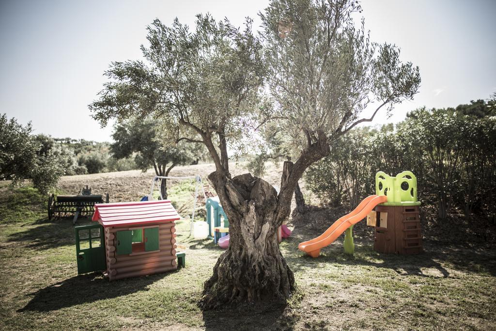 Agriturismo Il Giriatello Кротоне Екстериор снимка