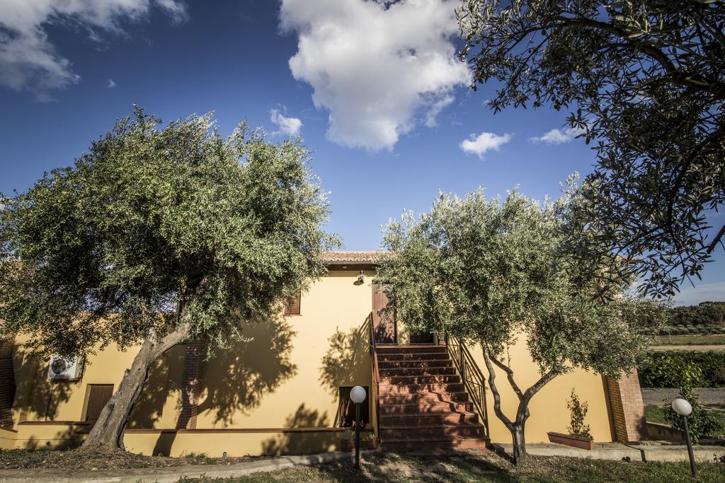 Agriturismo Il Giriatello Кротоне Екстериор снимка