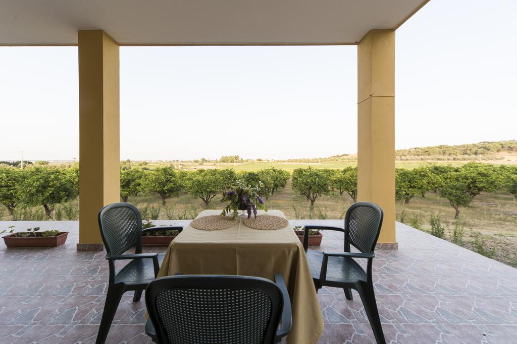 Agriturismo Il Giriatello Кротоне Екстериор снимка
