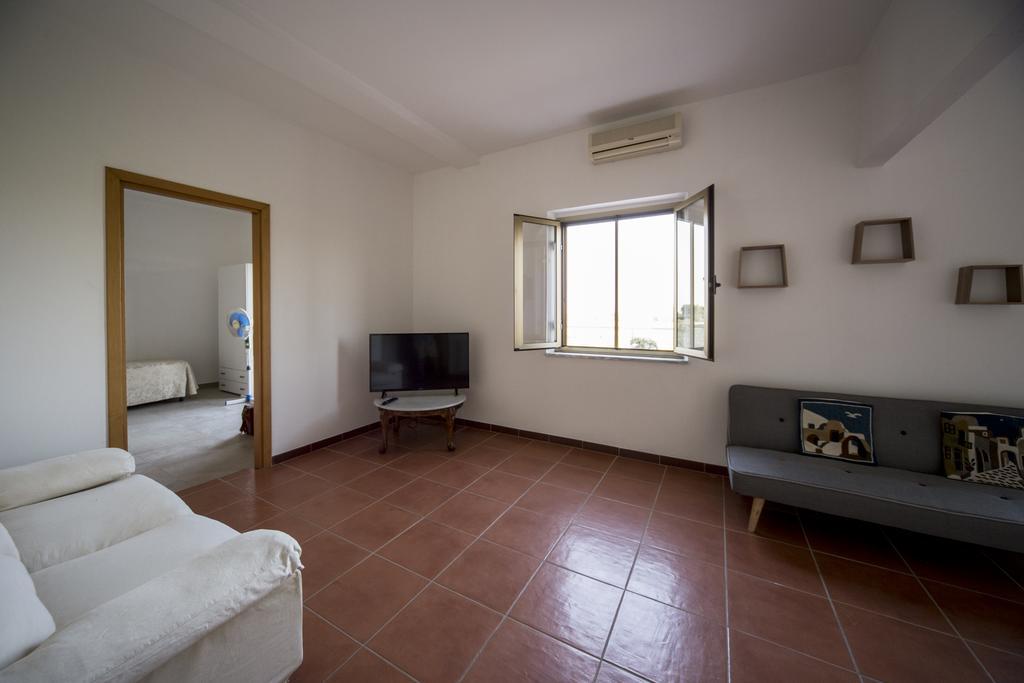 Agriturismo Il Giriatello Кротоне Екстериор снимка
